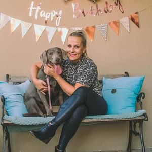 Meet your Posher, Claudia